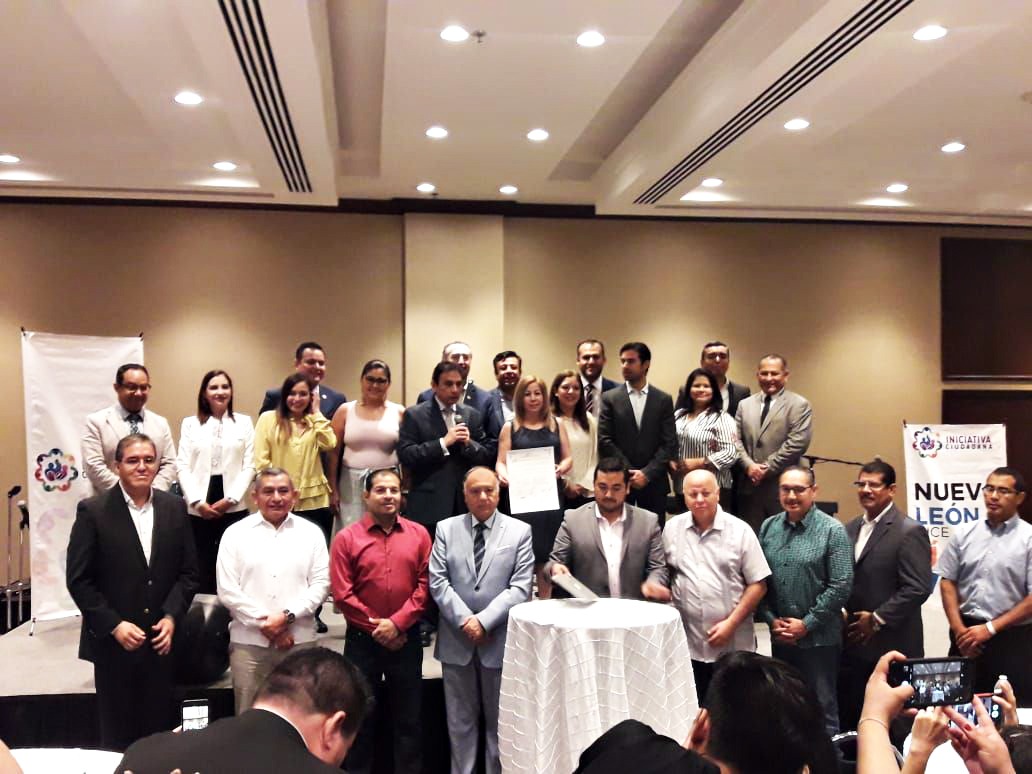Impresionante reunión de lideres evangélicos en Monterrey - Proyecto PAAZ