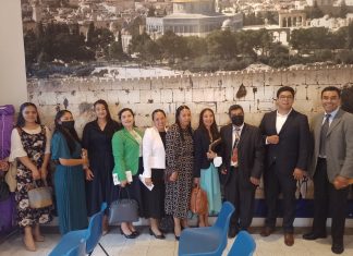 Emotiva presentación del libro “Las botas de Zicia” en el Instituto Cultural México- Israel