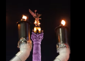 Luz de Janucá desvanece la maldad e ilumina CDMX desde el Ángel de la Independencia