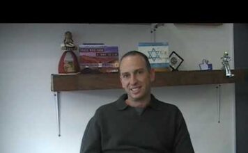 Reconociendo el valor de no quedarse callado y de activar por Israel Enrique Presburger Premio Herzl