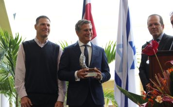 Ministro Manuel Tovar recibe el Premio Jerusalén 2026 por su compromiso con el diálogo y la convivencia